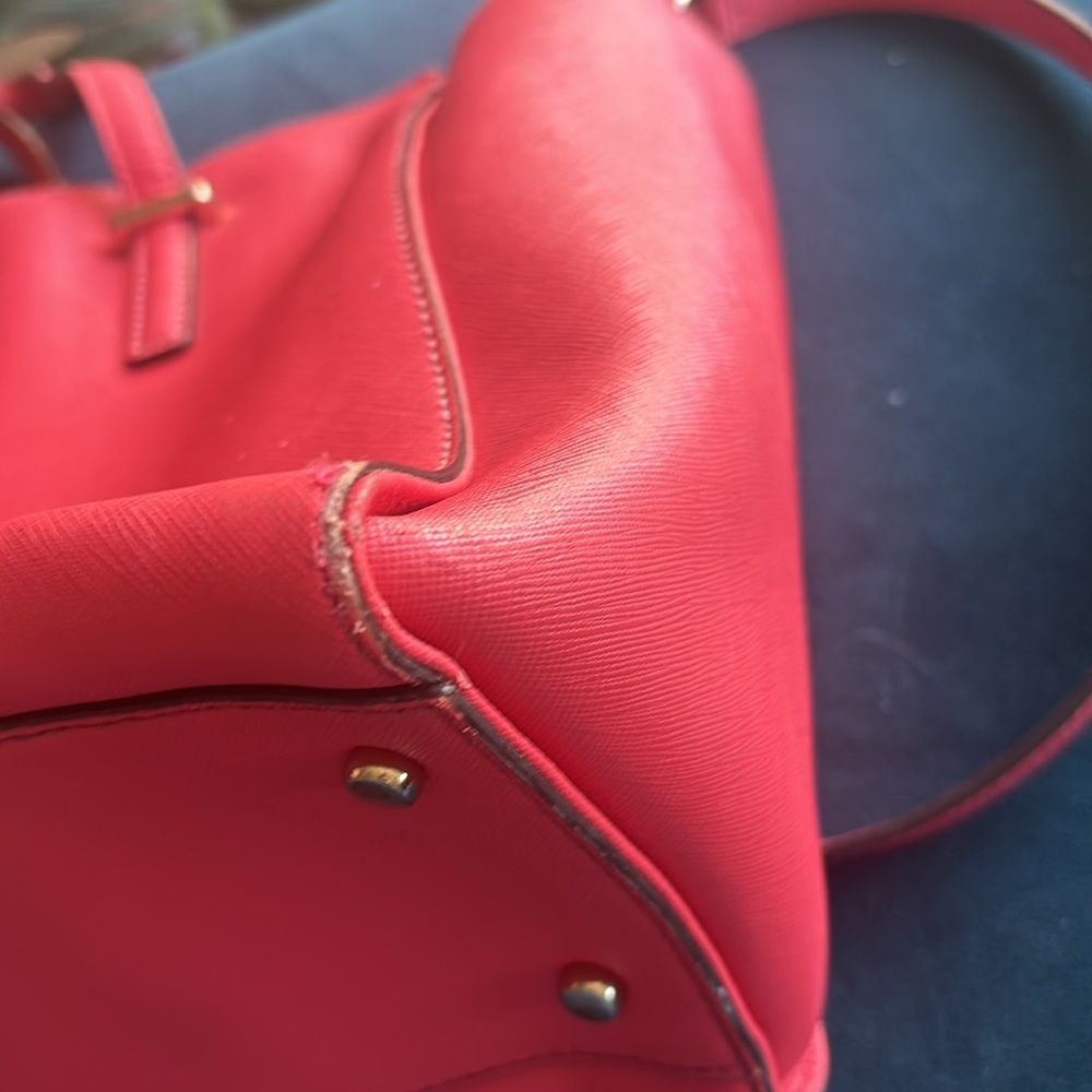 Kate Spade Red Crossbody/Shoulder Purse with Large Beautiful Interior - Picture 9 of 9